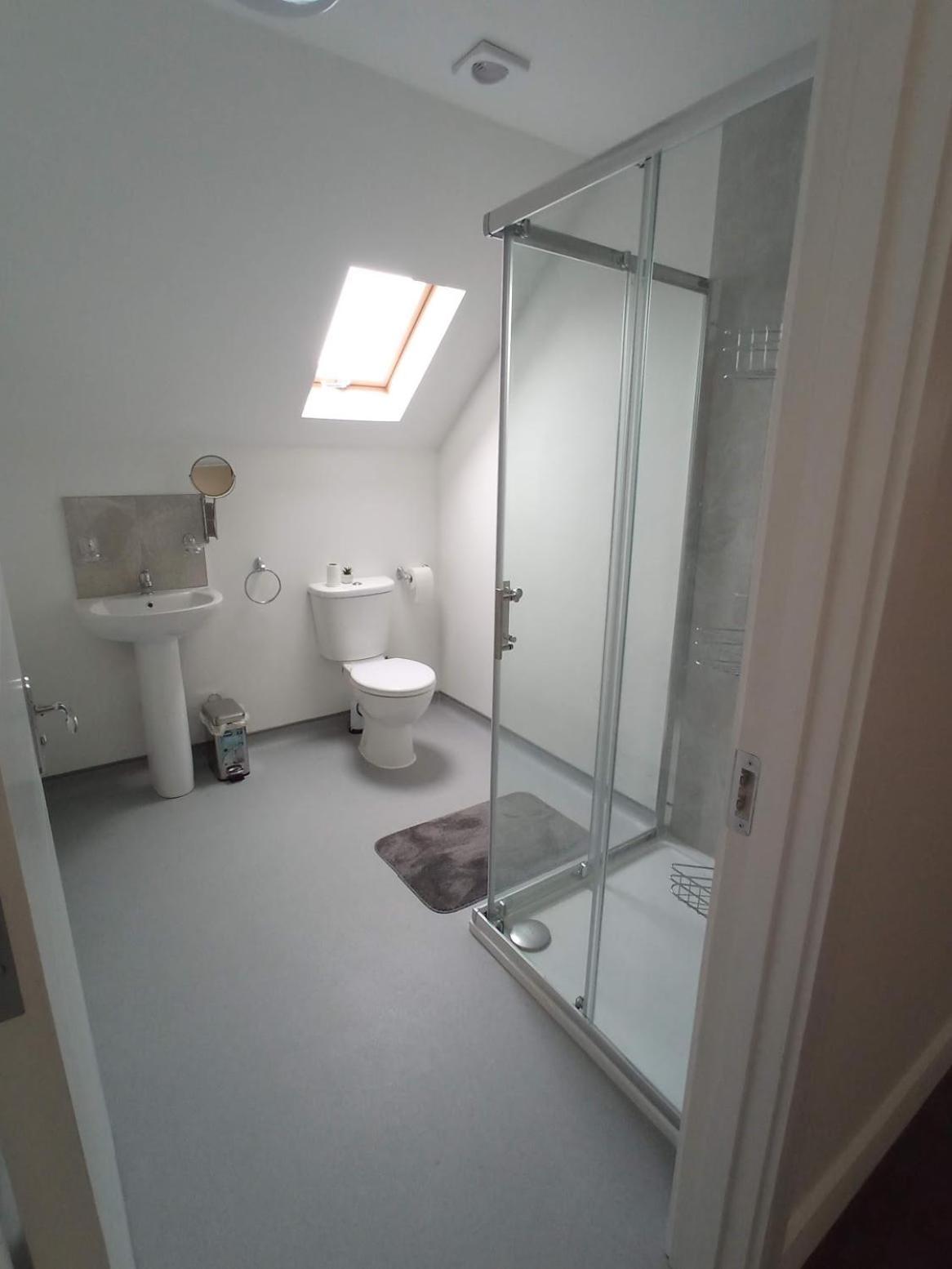 Greenway Guesthouse Мълингар Екстериор снимка